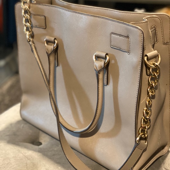 Michael Kors Hamilton Set - Picture 3 of 11